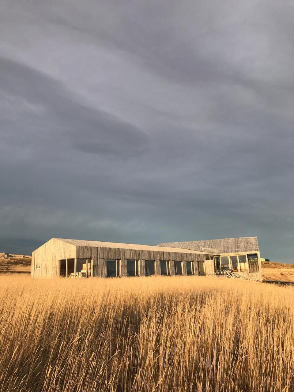 Hotel Simple Patagonia بويرتو ناتالز المظهر الخارجي الصورة